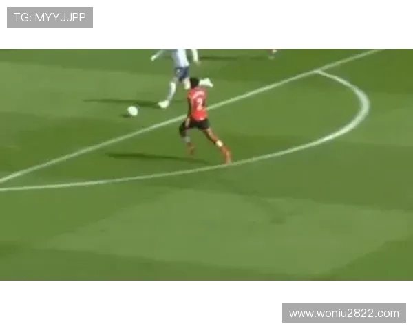 白俄超联赛独家直播：绿茵激战正酣